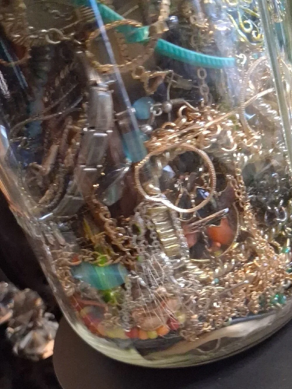 Mystery Jewelry Jar 1/2 Gallon Mason Jar 5 Lbs . Lots Of Beautiful Jewelry.
